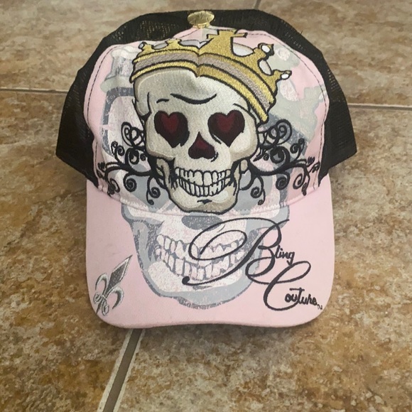 Pink black gold skull with crown trucker hat - Picture 1 of 7